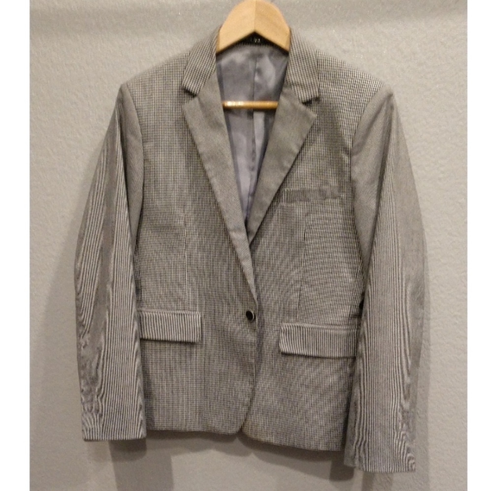 Checkered Pattern Gray Blazer